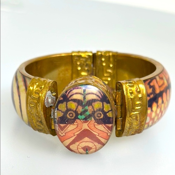 Vintage Gold and Pink Hinged Bangle Bracelet with Enamel Design